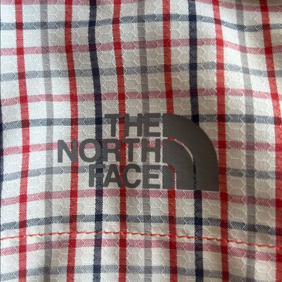 The North Face Men's Red and White Checkered Shirt - Large - Picture 4 of 5